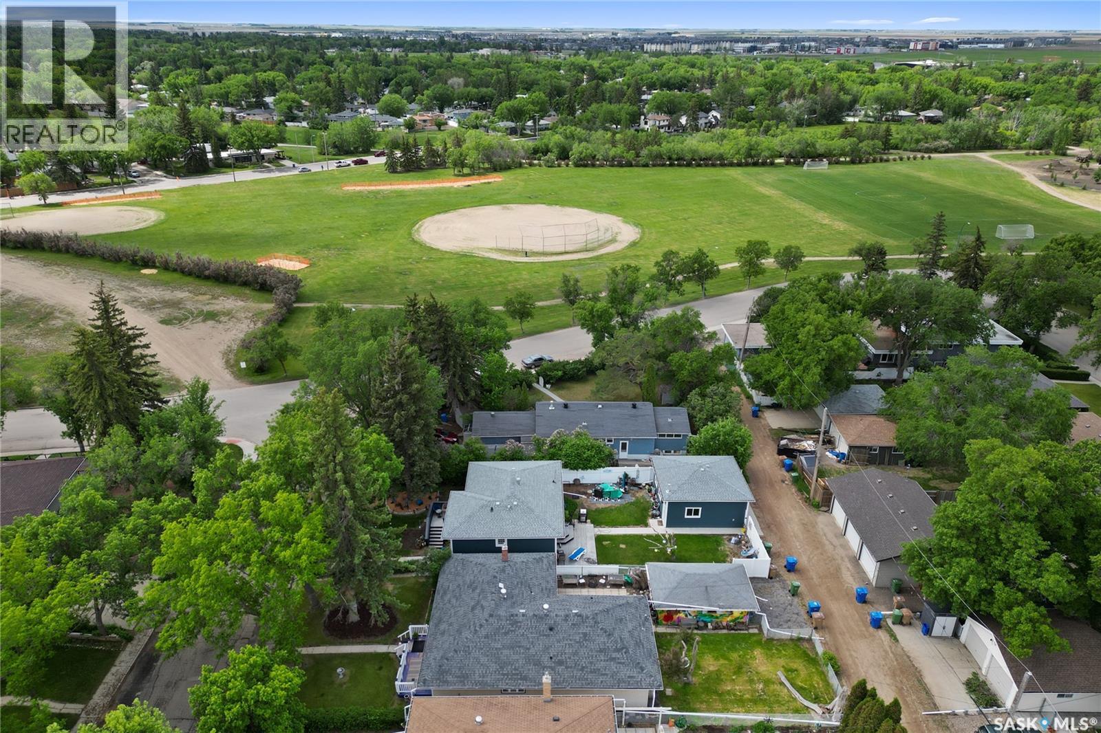 3226 Whitmore AVENUE - 45