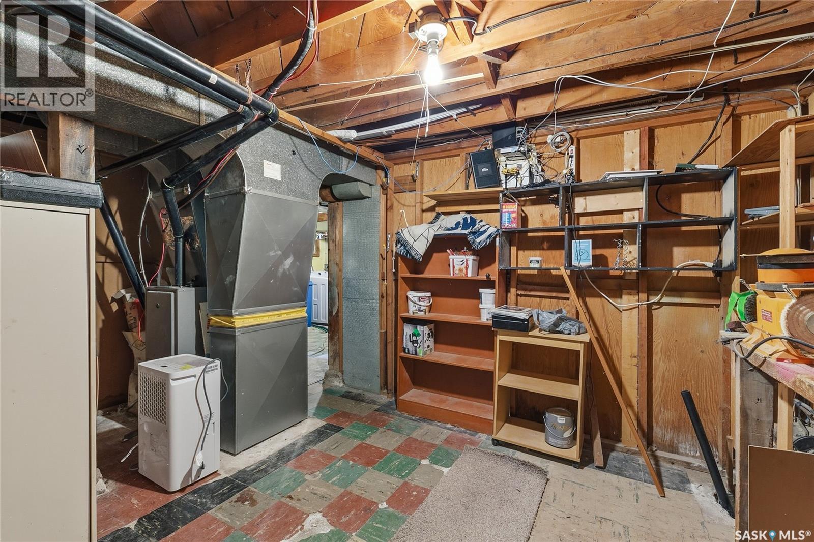 3226 Whitmore AVENUE - 33