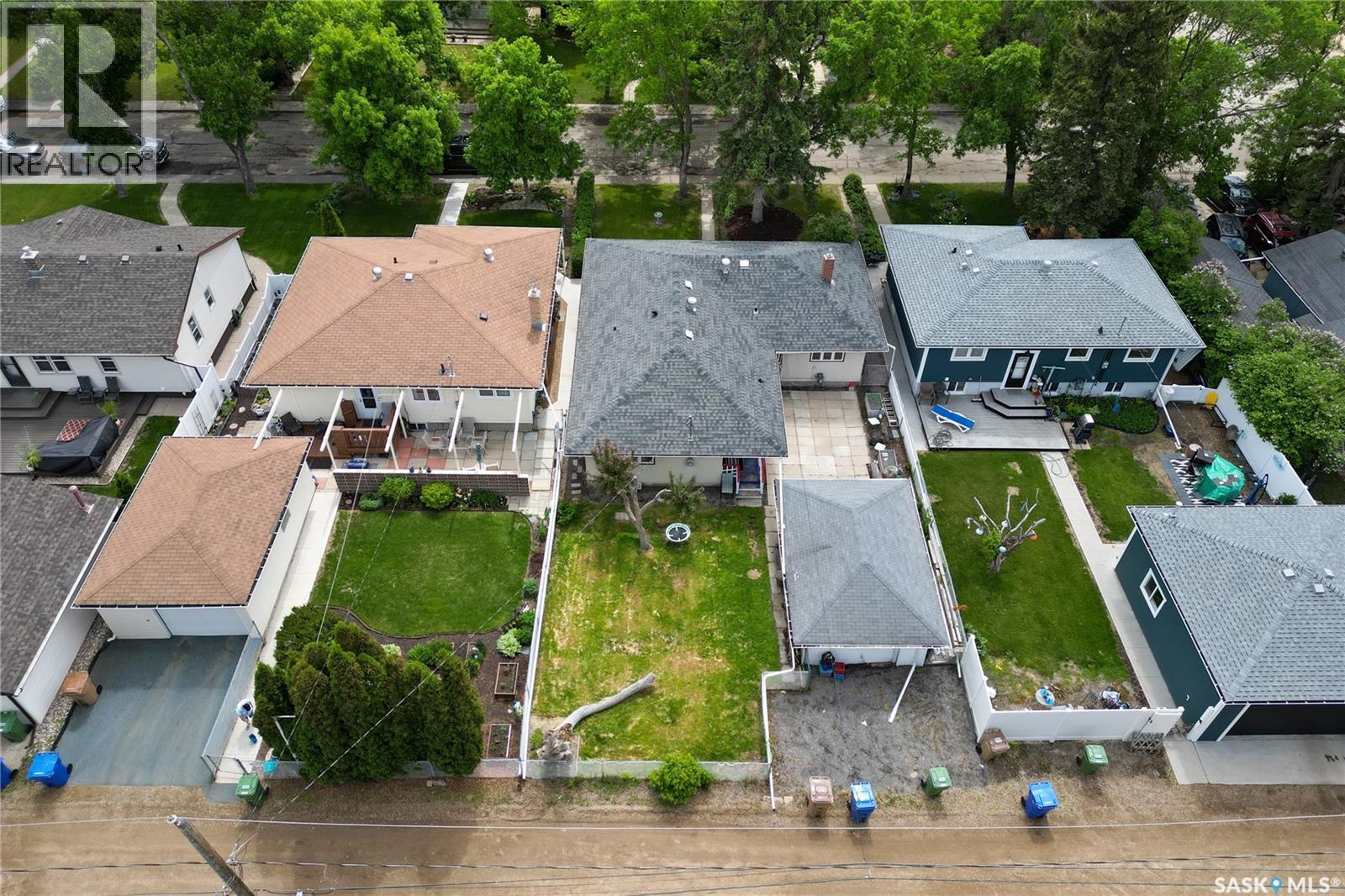 3226 Whitmore AVENUE - 47