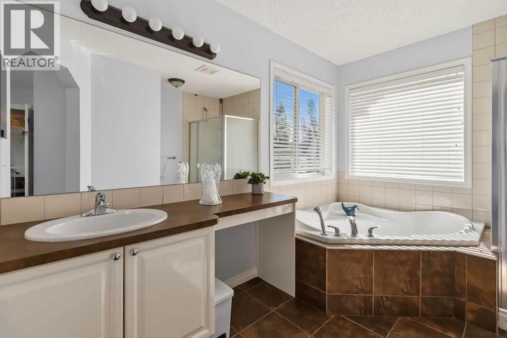 156 Silverado Range Close SW — photo 14