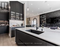 485 Ridelle Avenue, Toronto, ON M6B1K6 Photo 13