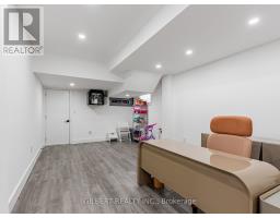 485 Ridelle Avenue, Toronto, ON M6B1K6 Photo 31