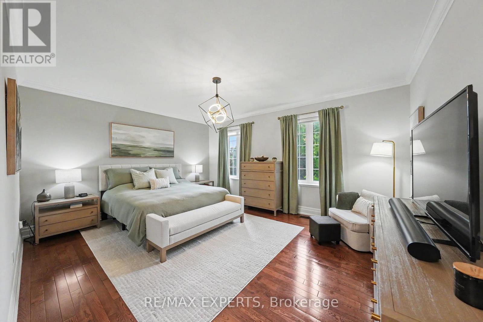 4 WOODLOT COURT - 16