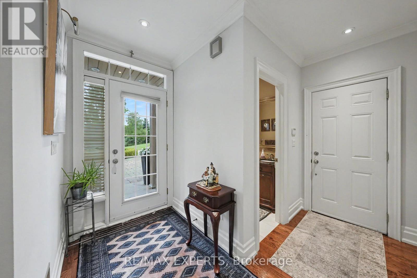 4 WOODLOT COURT - 20
