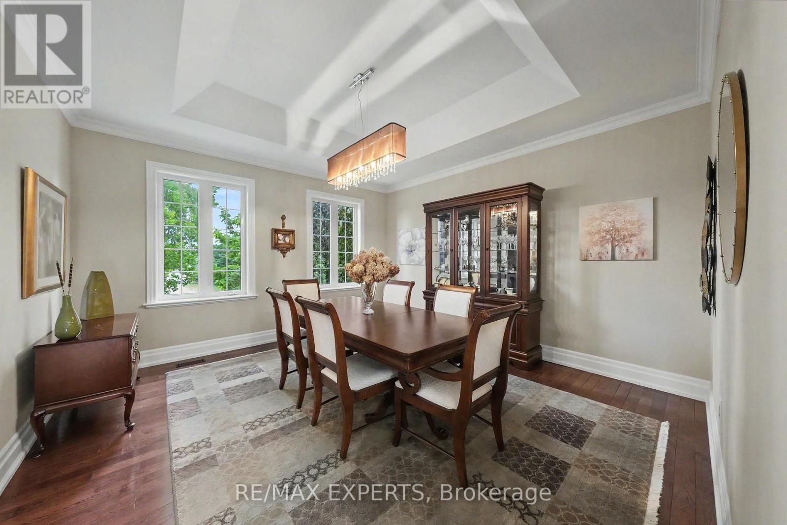 4 WOODLOT COURT - 6