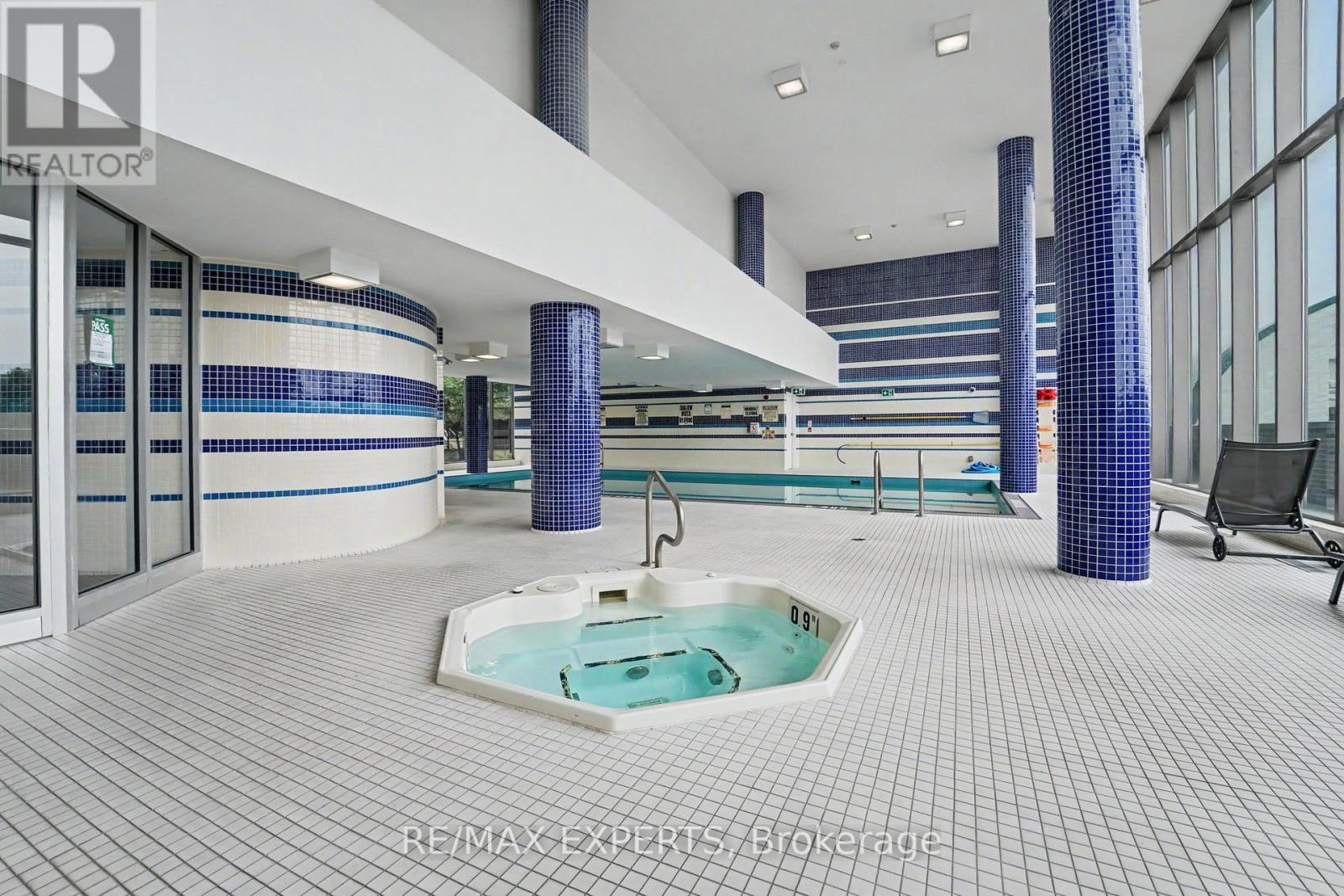 #715 55 EAST LIBERTY STREET - 39