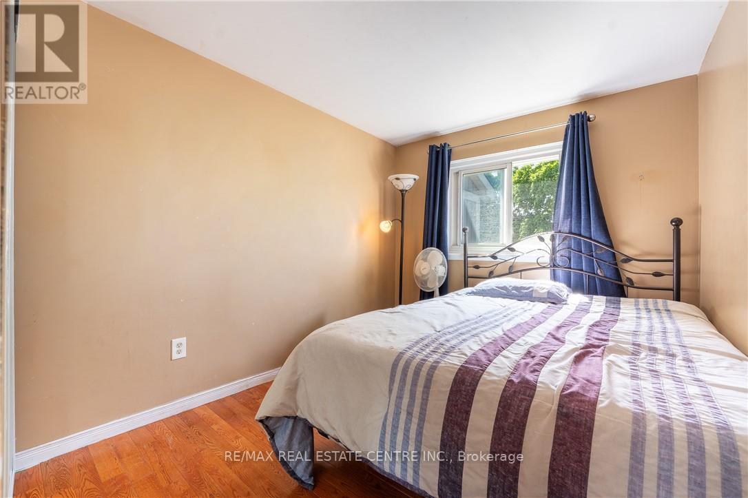 #75 51 PAULANDER DRIVE - 18