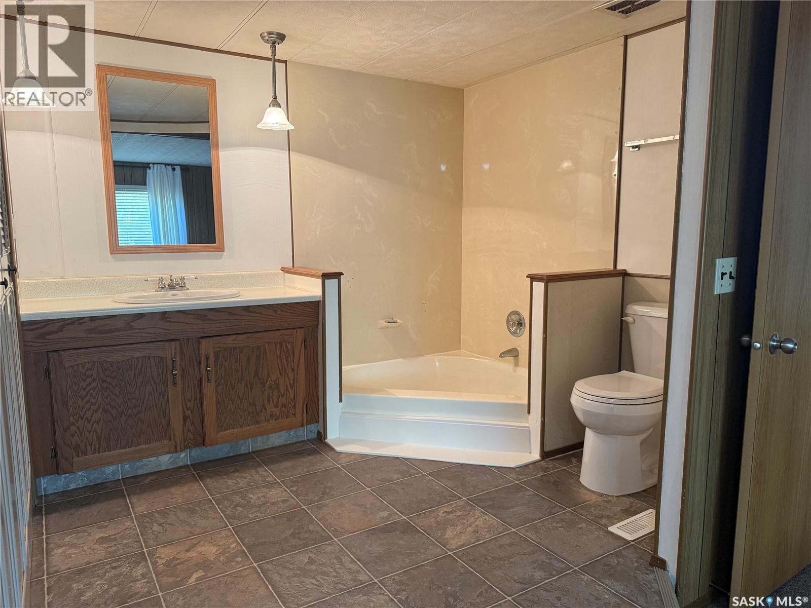 G1 1455 9th AVENUE NE - 27