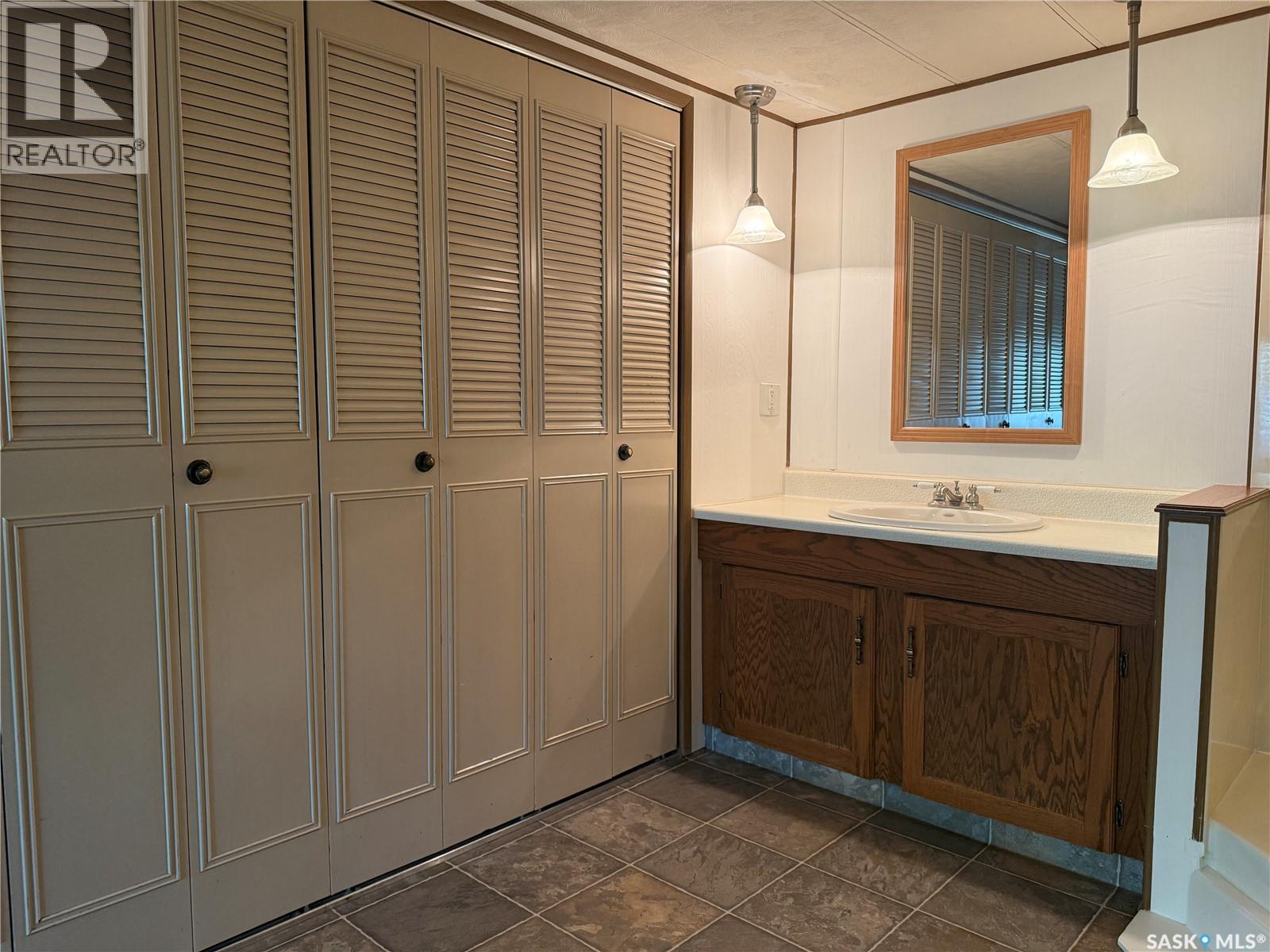 G1 1455 9th AVENUE NE - 28