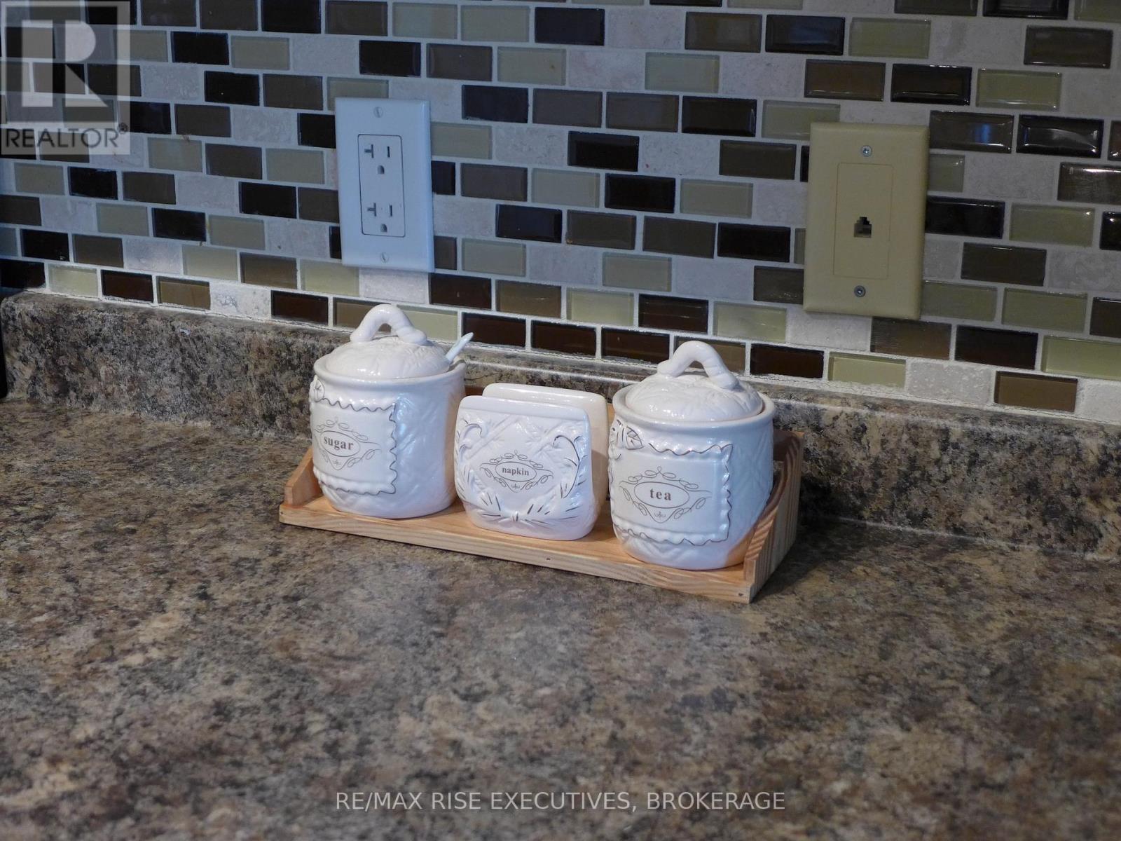 314 JANETTE STREET - 6