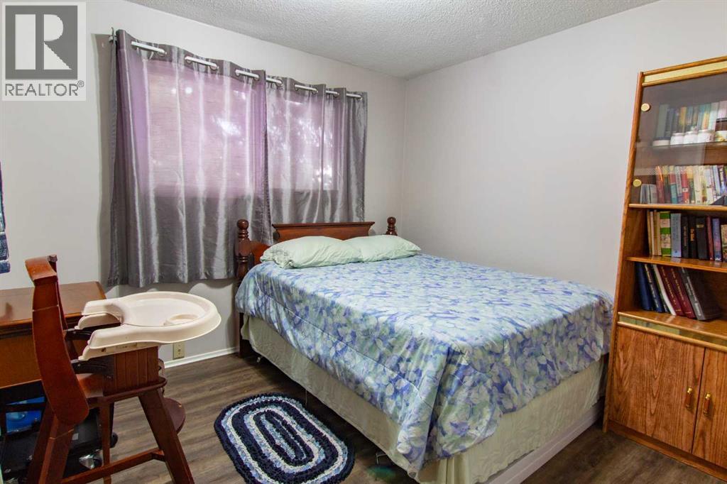 A&B, 84052 Hwy 59 - 22