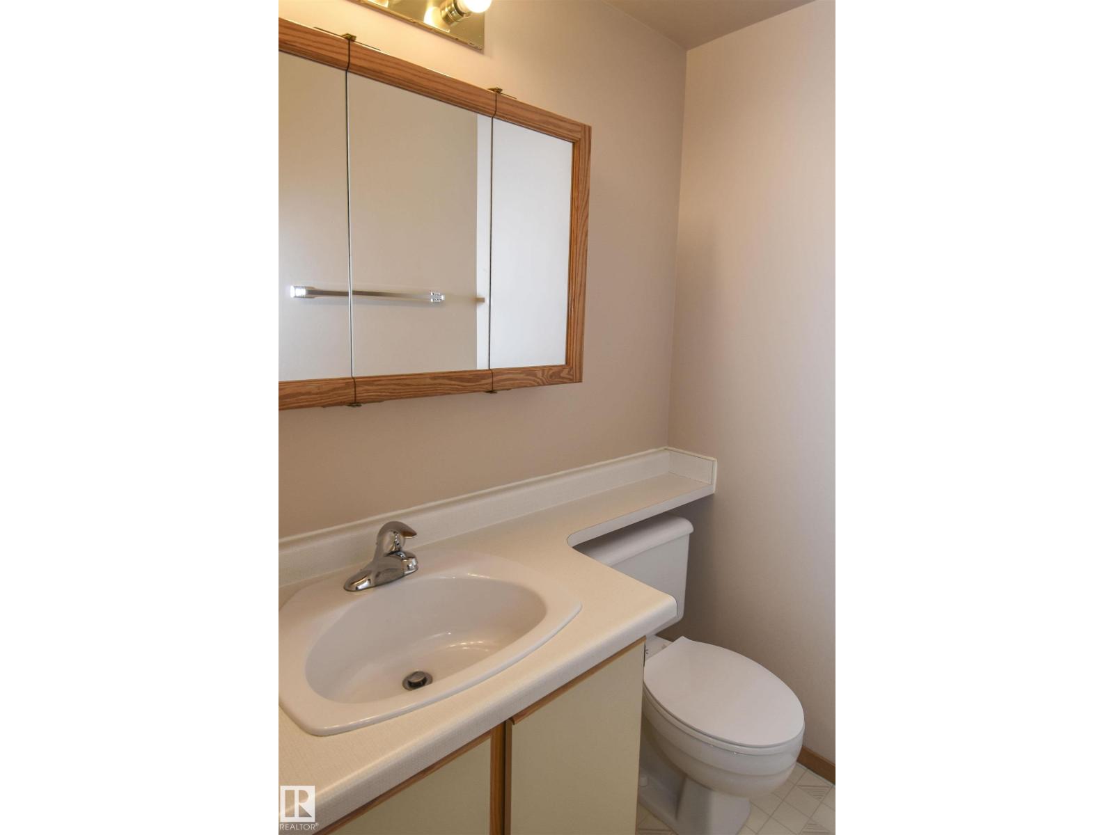 #102 4812 51 AV - 15