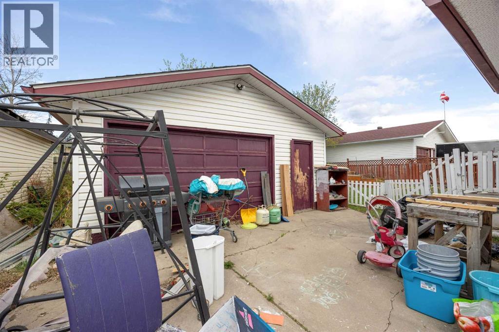 34 Biggs Avenue - 24