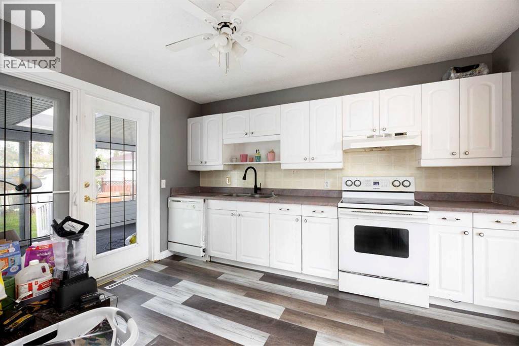 34 Biggs Avenue - 9