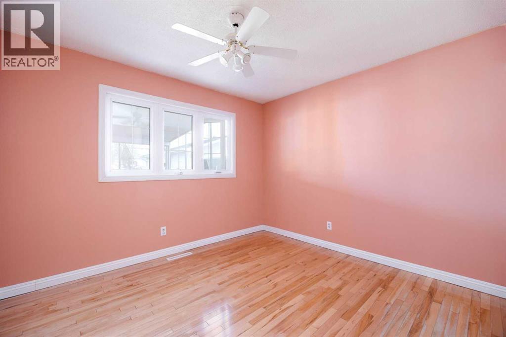 34 Biggs Avenue - 13