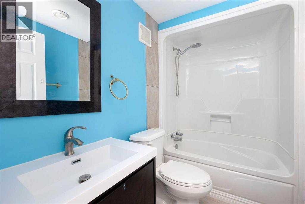 34 Biggs Avenue - 22