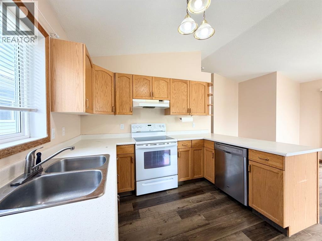 9622 123 Avenue — photo 14