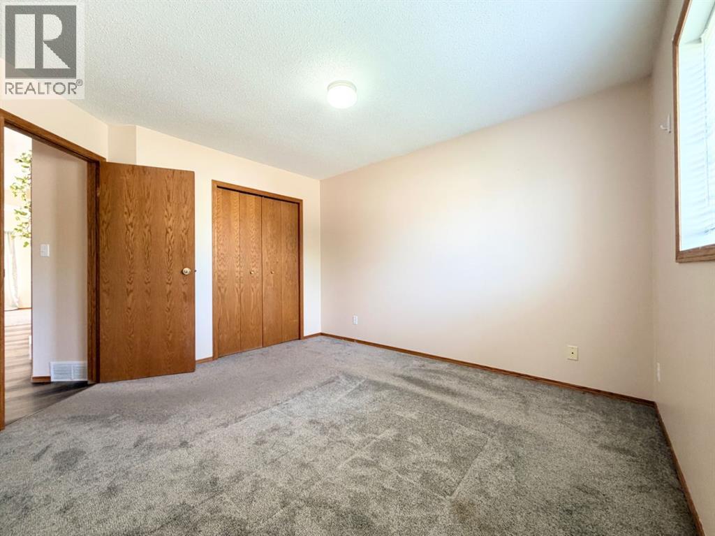9622 123 Avenue — photo 18