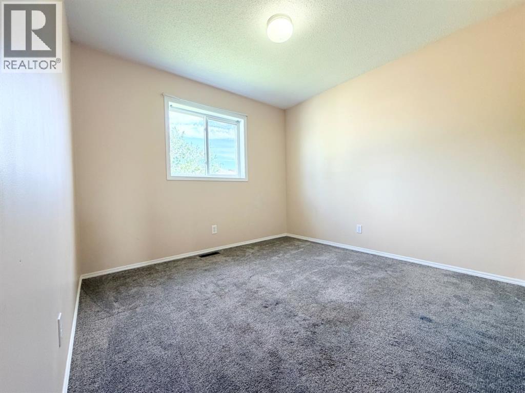 9622 123 Avenue — photo 19