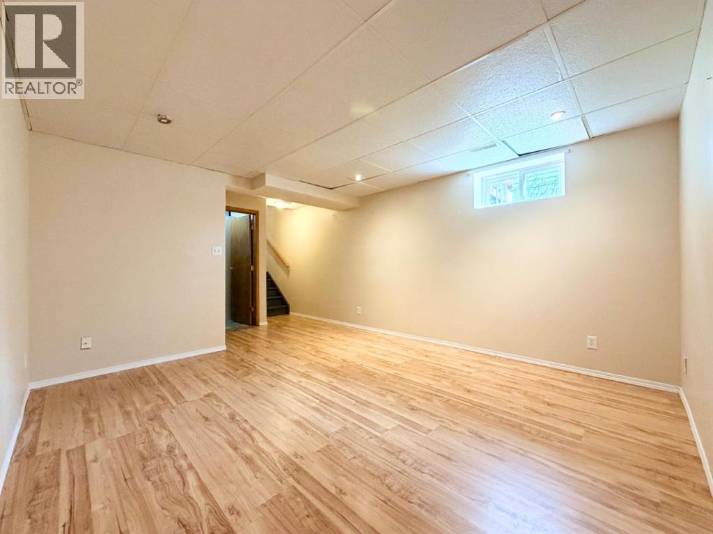 9622 123 Avenue — photo 22