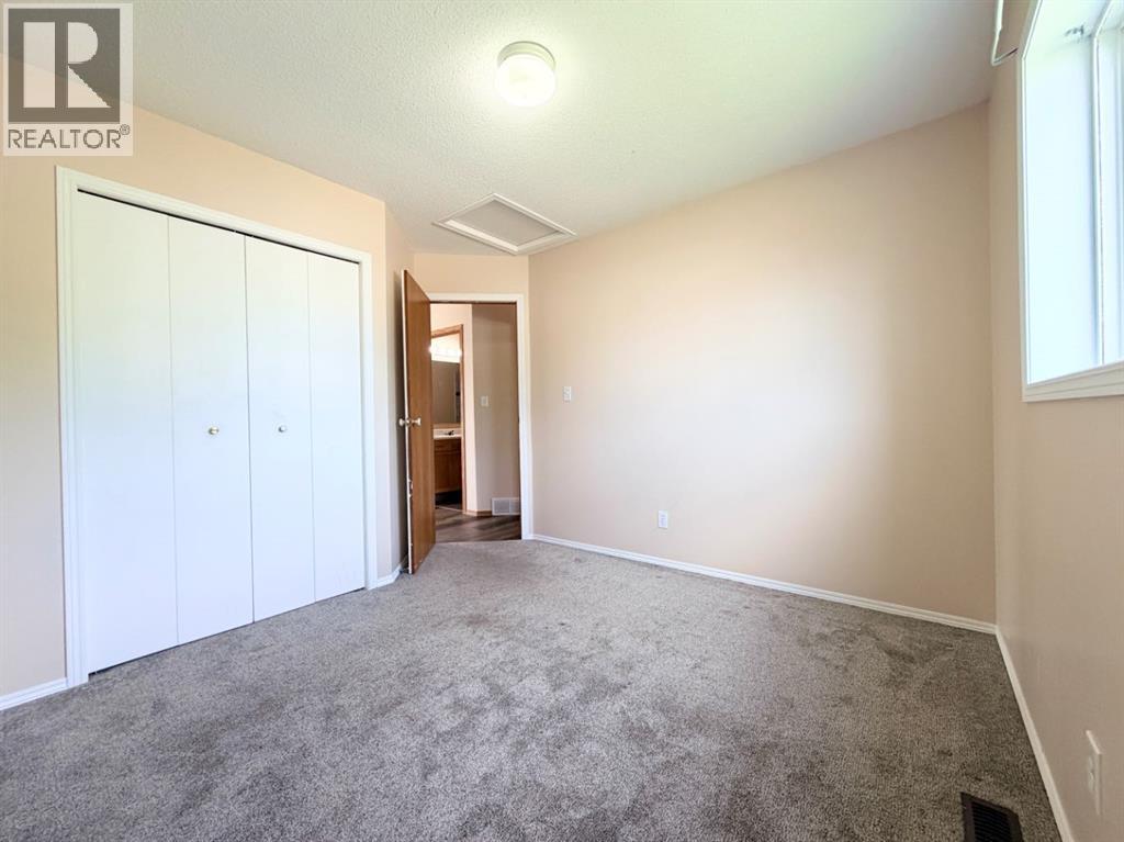 9622 123 Avenue — photo 20