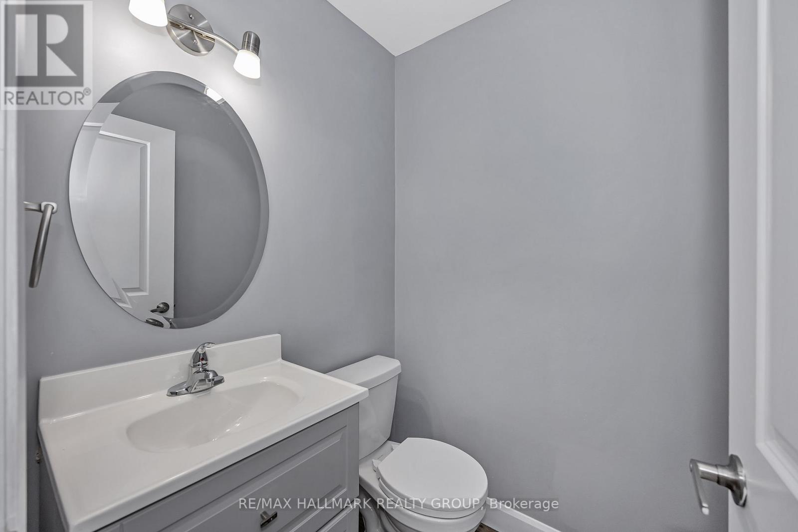 3 Bed, 2 Bath House for Sale in Ottawa – 69 – 820 CAHILL DRIVE W, Ottawa – MLS# X13496296 - Image 17