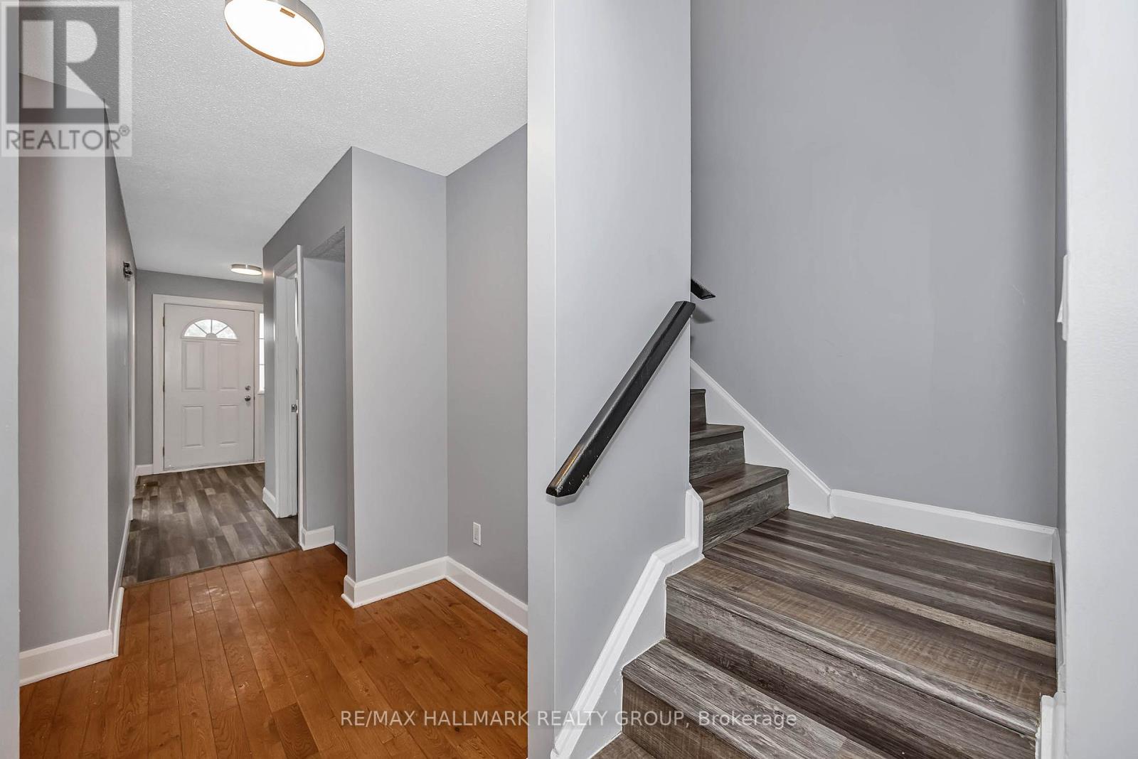 3 Bed, 2 Bath House for Sale in Ottawa – 69 – 820 CAHILL DRIVE W, Ottawa – MLS# X13496296 - Image 18