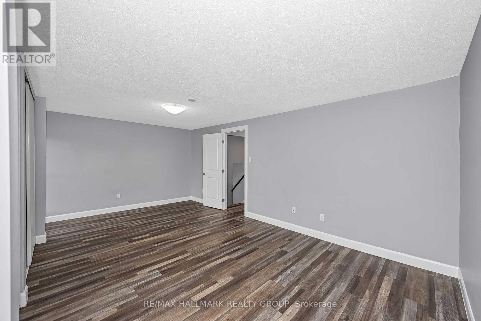 3 Bed, 2 Bath House for Sale in Ottawa – 69 – 820 CAHILL DRIVE W, Ottawa – MLS# X13496296 - Image 22