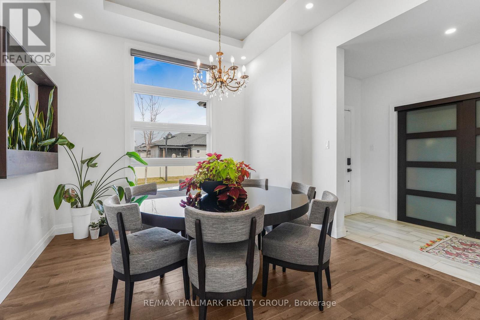 1069 DIAMOND STREET - 5