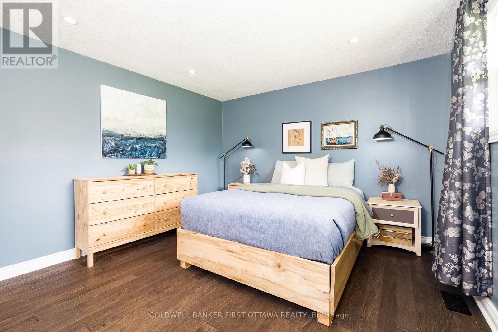 4 Bed, 2 Bath House for Sale in Ottawa – 174 LLOYDALEX CRESCENT, Ottawa – MLS# X13496392 - Image 49