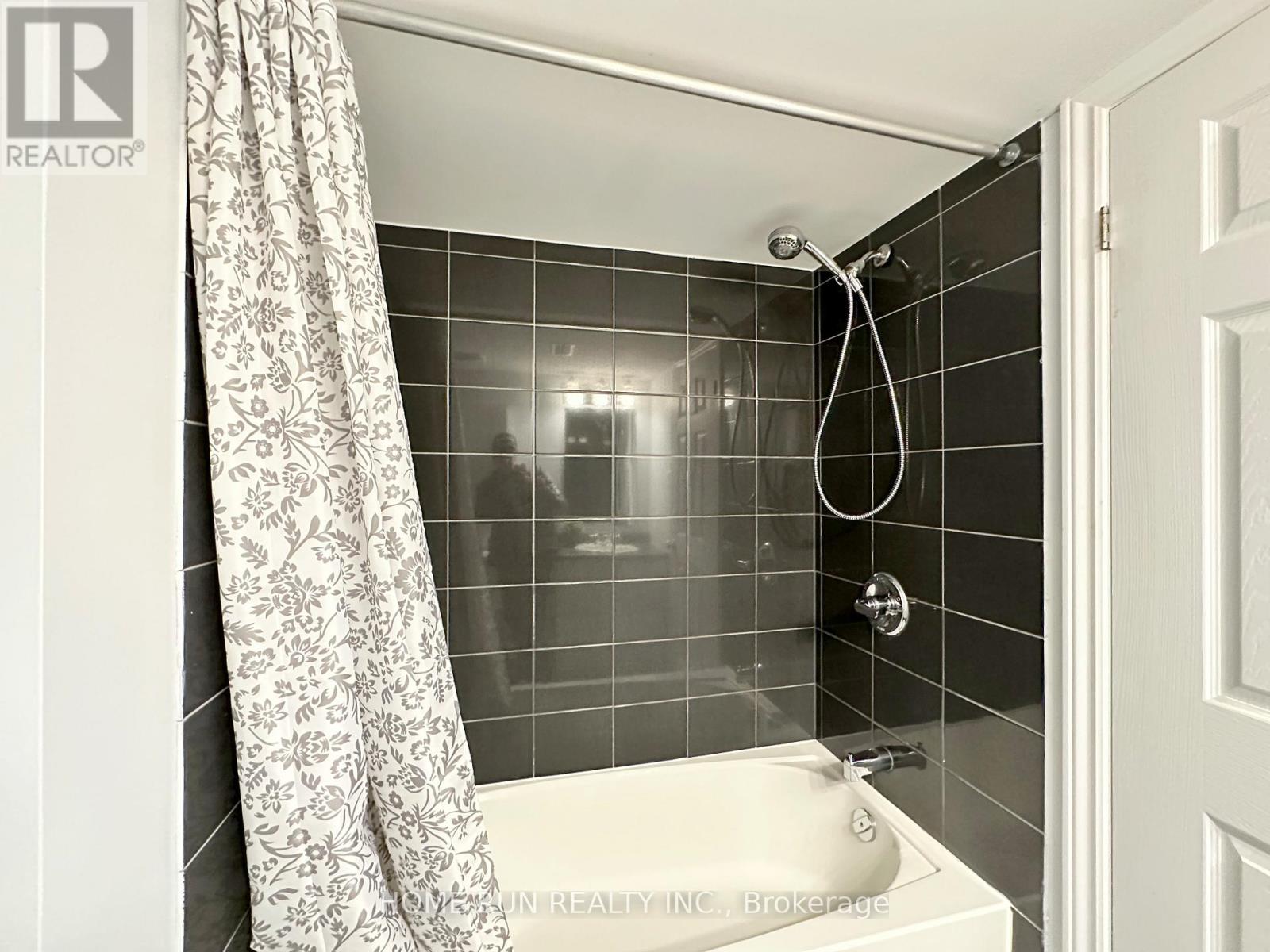 2 Bed, 3 Bath House for Rent in Ottawa – 22 – 22 ARGENT PRIVATE, Ottawa – MLS# X13496440 - Image 26