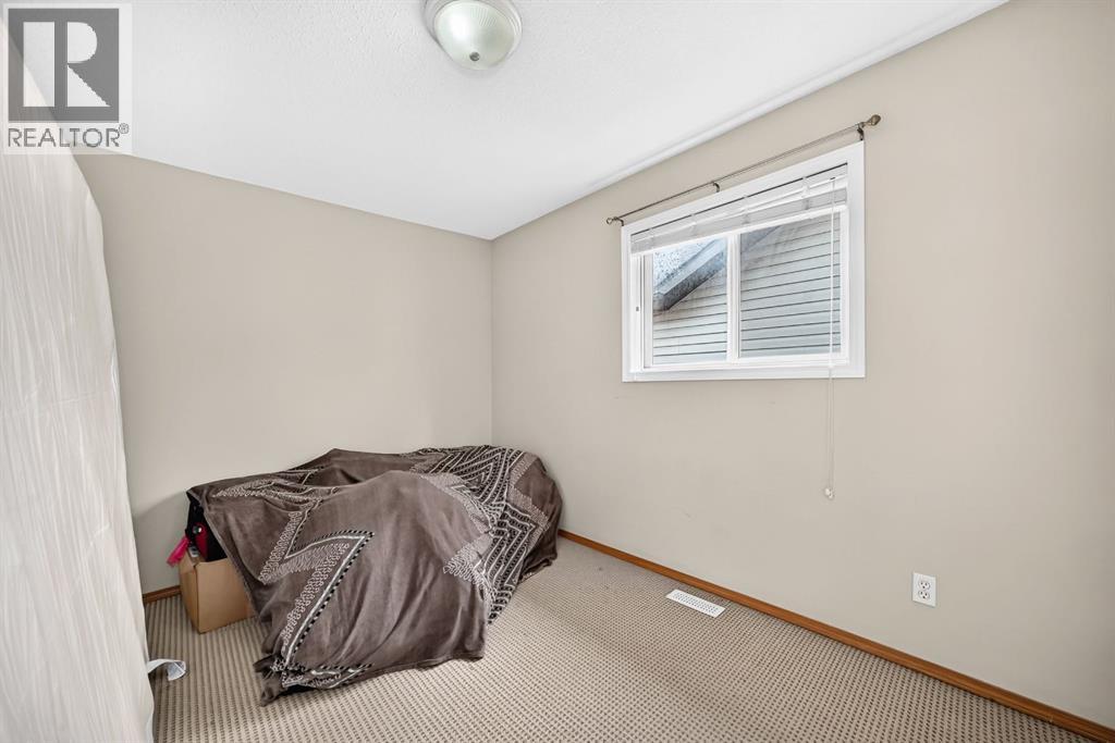 145 Martinvalley Crescent NE — photo 25
