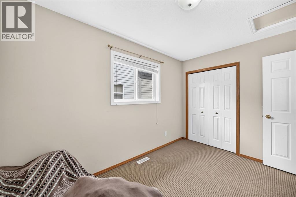 145 Martinvalley Crescent NE — photo 26