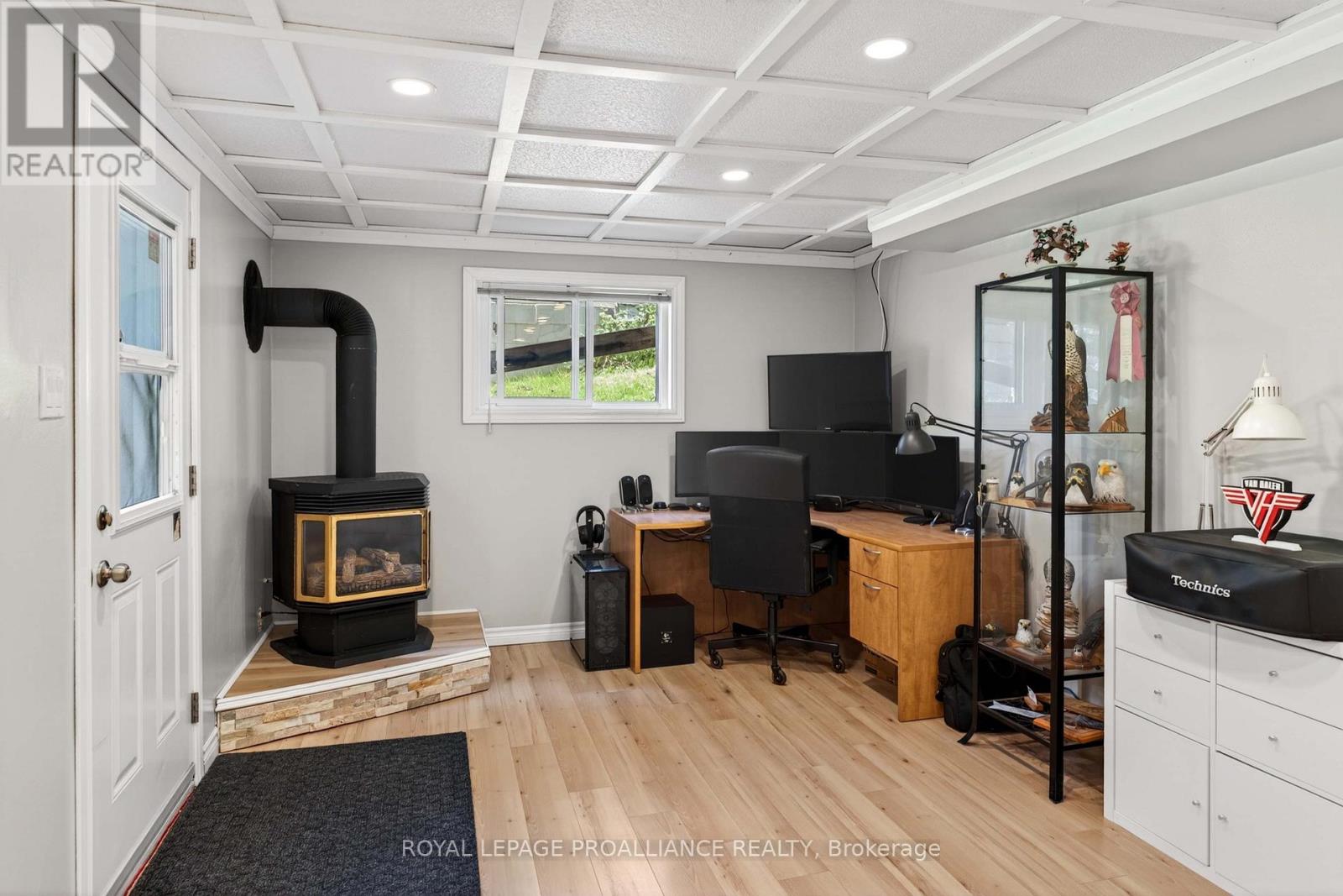 393 STEWART BOULEVARD - 23