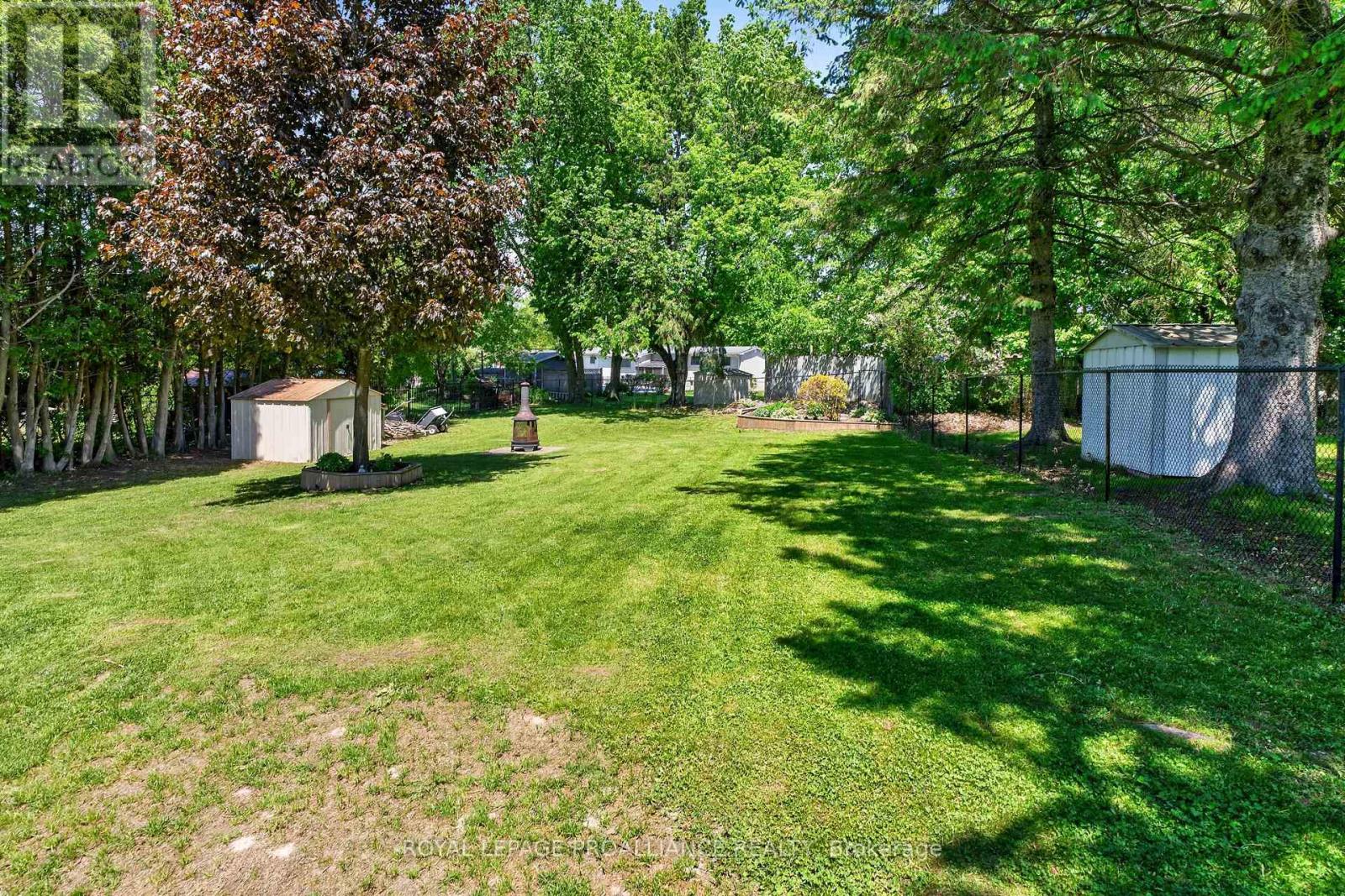 393 STEWART BOULEVARD - 36