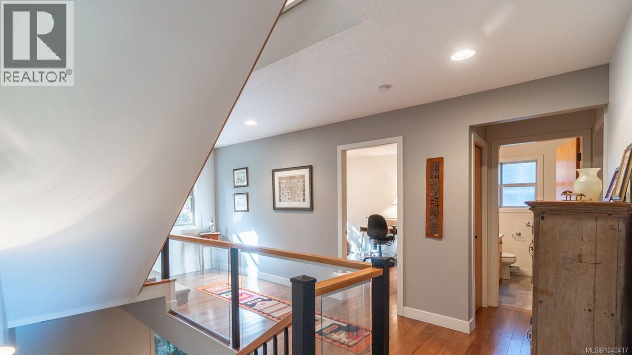 541 Charfinch Pl - 26