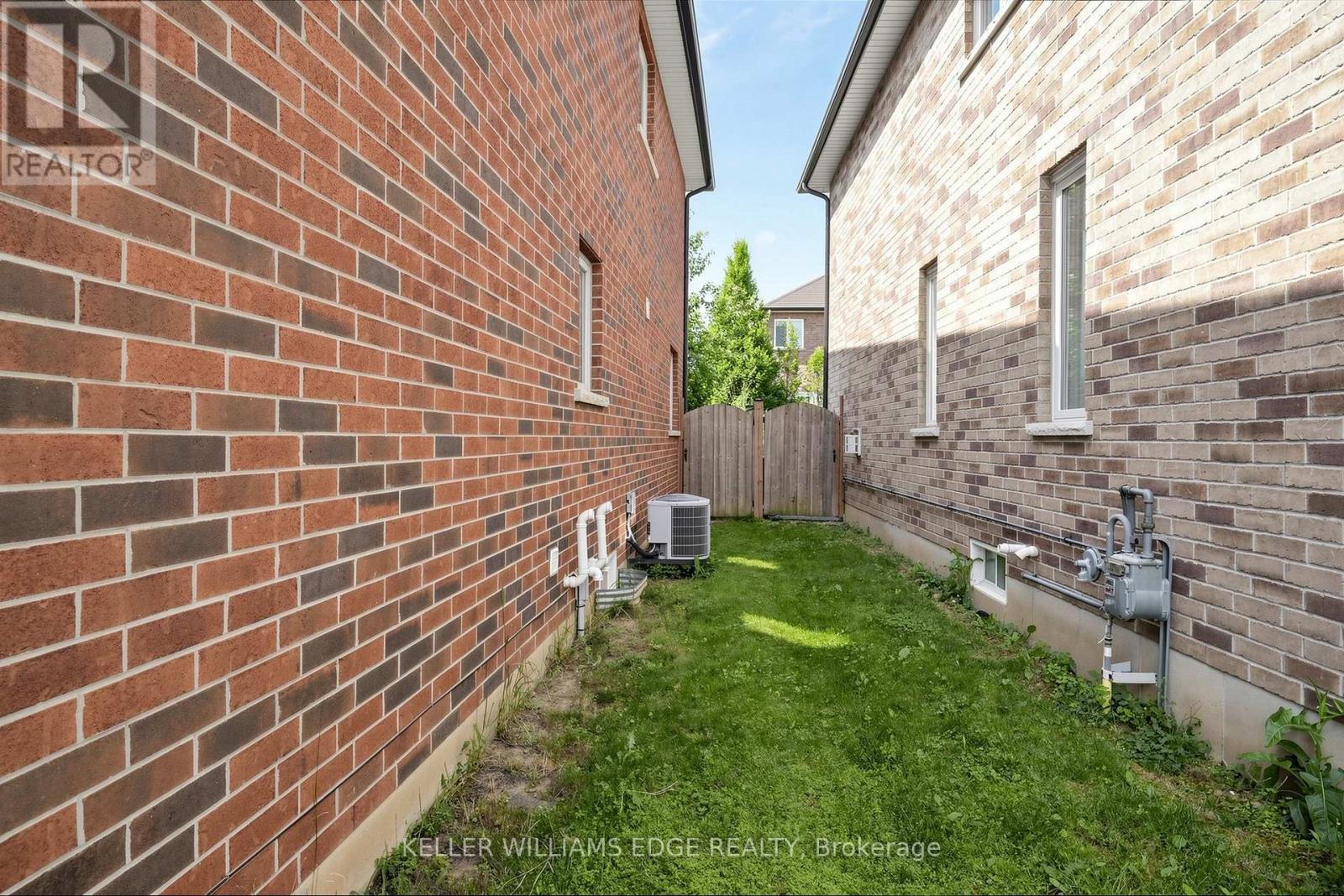 173 RAYMOND ROAD - 33