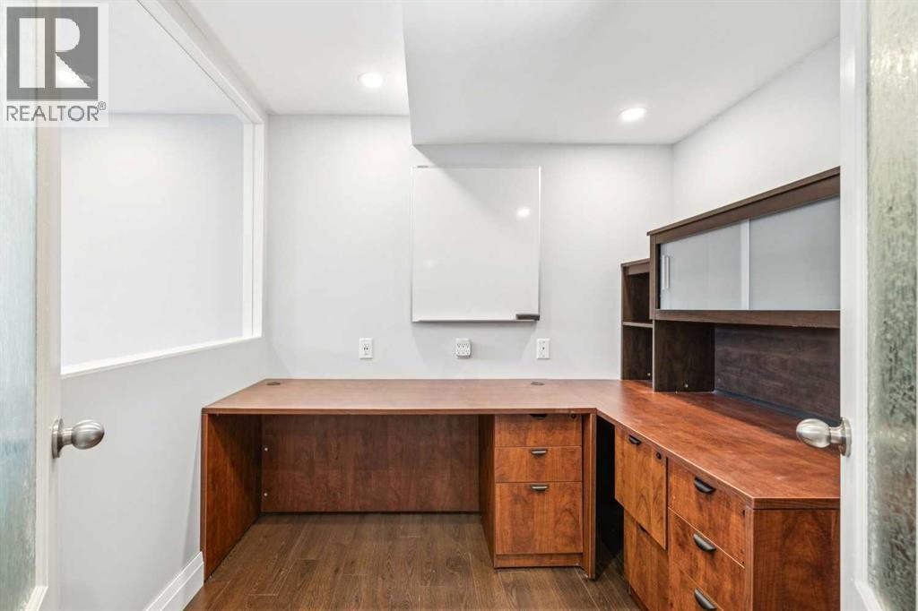 79 Millside Crescent SW — photo 35