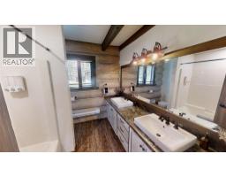 1600 14th Street, Invermere, BC V0A1K0 Photo 16