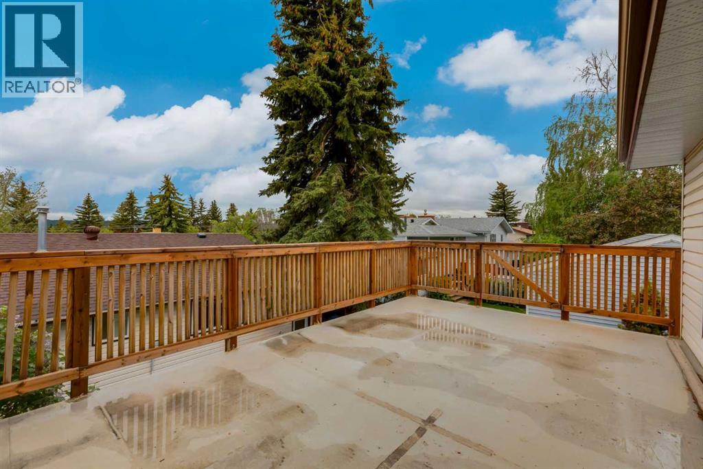 120 Silverthorn Way NW - 33