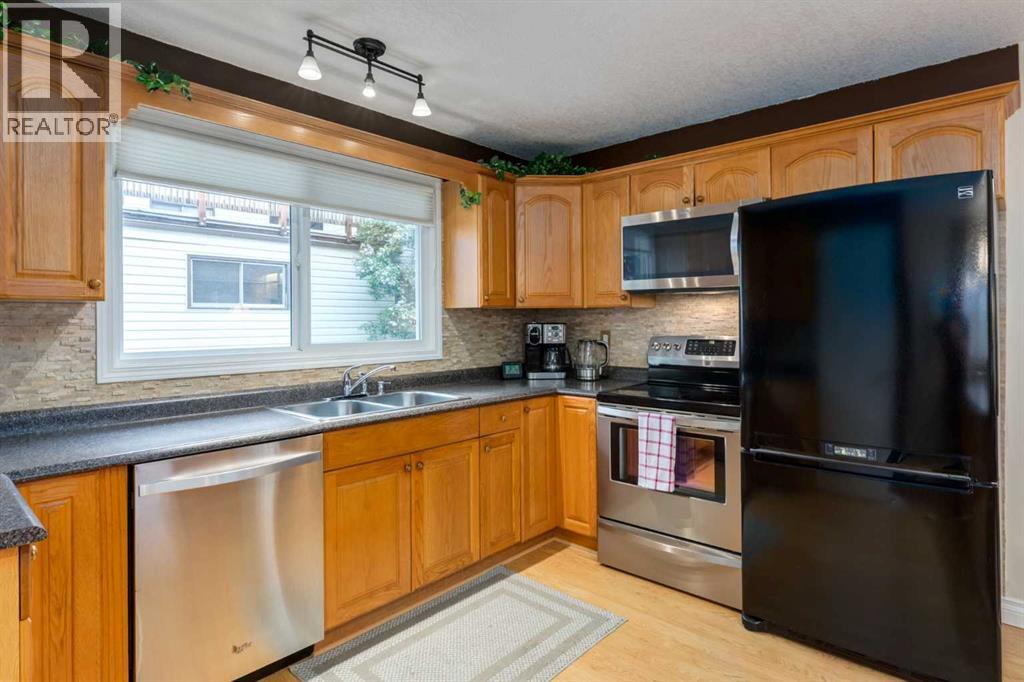 120 Silverthorn Way NW - 13
