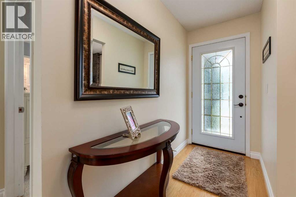 120 Silverthorn Way NW - 4