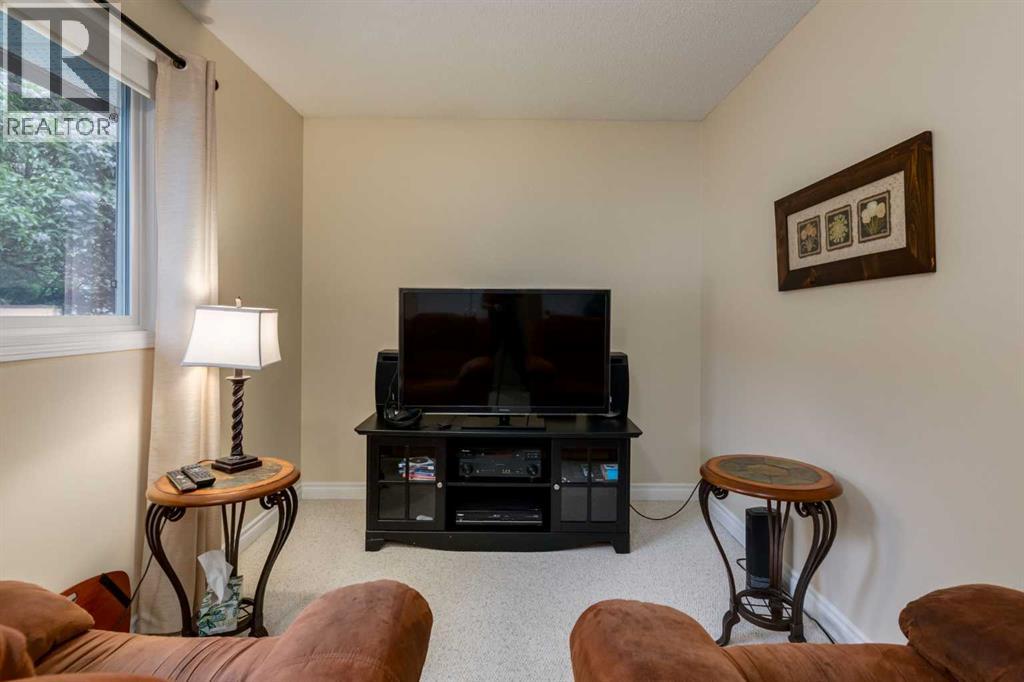 120 Silverthorn Way NW - 20