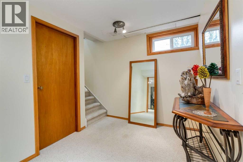 120 Silverthorn Way NW - 23