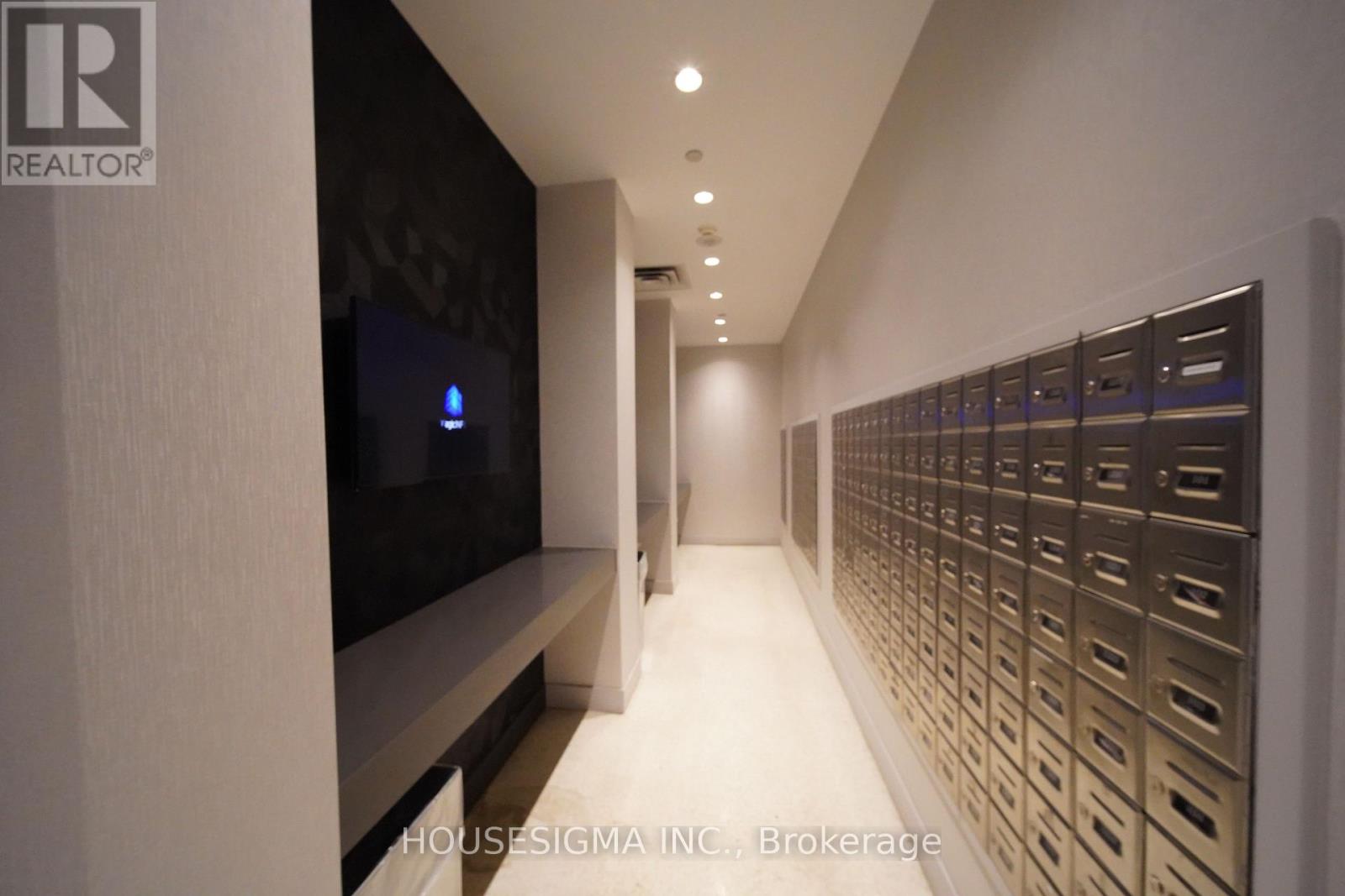 #222 270 WELLINGTON ST STREET W - 21