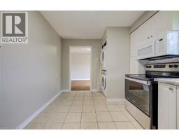 939 Strasburg Road, Kitchener, ON N2E1T6 Photo 13