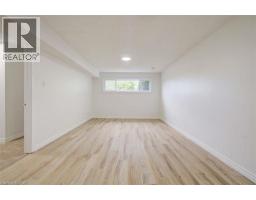 939 Strasburg Road, Kitchener, ON N2E1T6 Photo 24