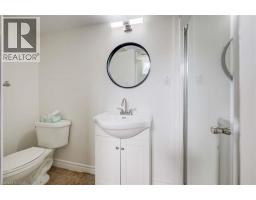 939 Strasburg Road, Kitchener, ON N2E1T6 Photo 32