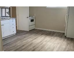 9705 103 Avenue, Fort St  John, BC V1J2G9 Photo 8