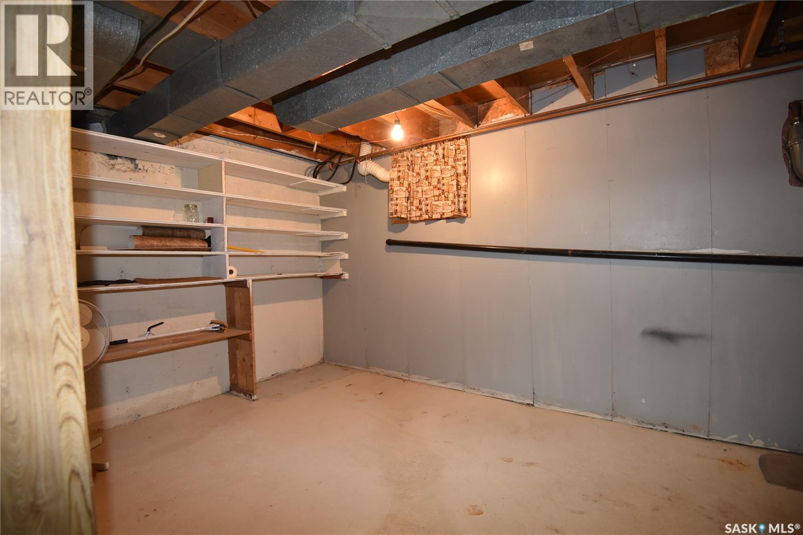 220 2nd STREET E - 21